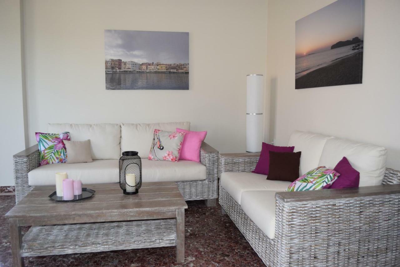Modern Apartment With Garden Kíssamos Екстериор снимка